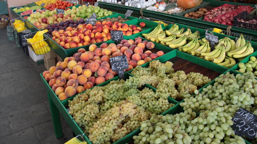 Obst- und Gemüseauslage